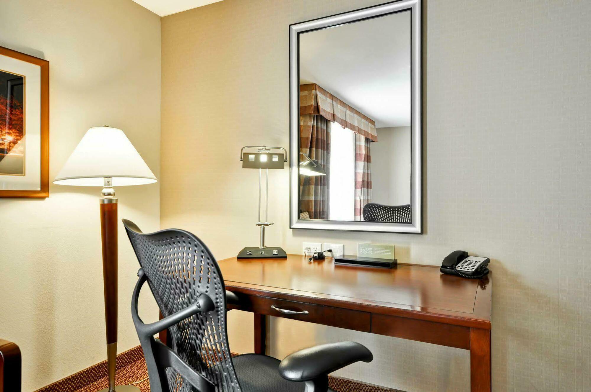 Hilton Garden Inn Blacksburg University Exterior foto
